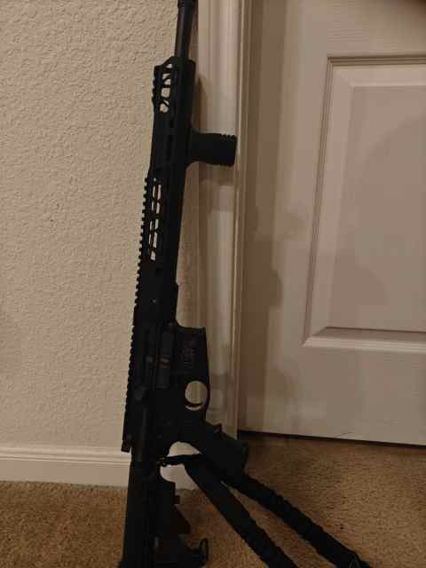 Smith and Wesson M&amp;P 15 Sport II 5.56 .223