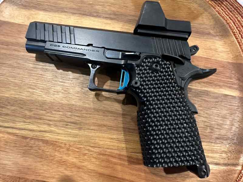 Masterpiece Arms DS9 Commander with Sig Romeo3 Max