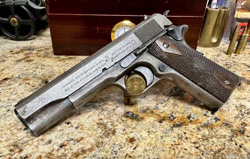 Colt M1911 Black Army.jpg