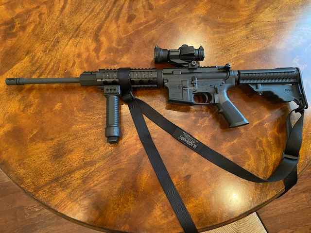 Unfired DPMS AR15 16&quot;, Vortex Strikefire