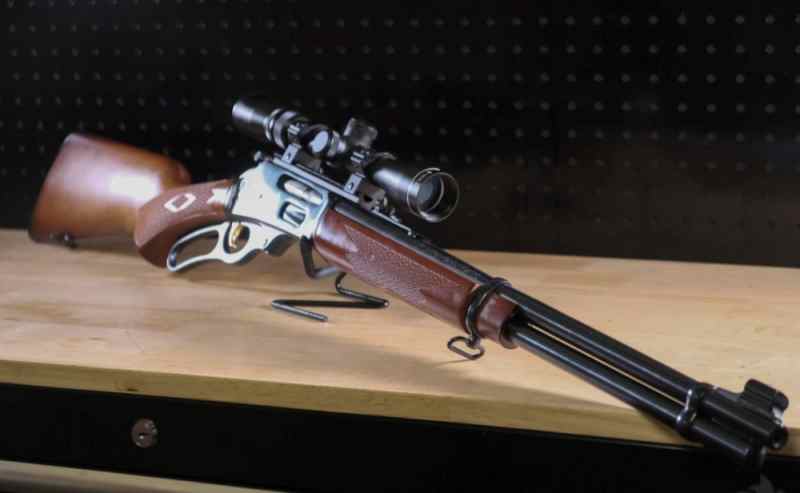 Marlin 336W 20&quot; 30-30 Rifle with Scope.