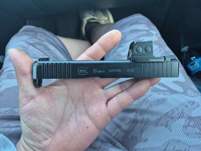 Glock 19 gen5 holosun eps c ported stripped slide