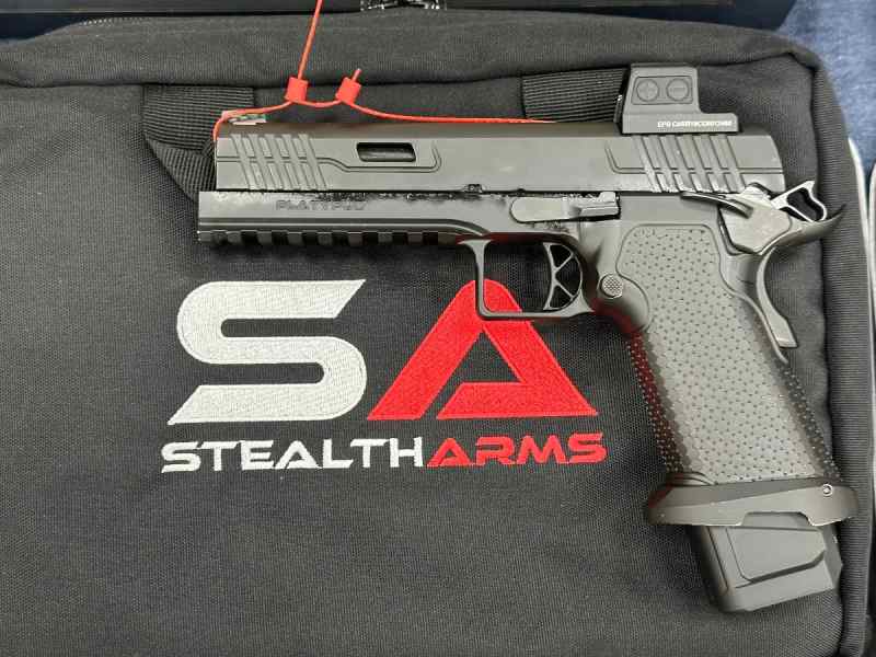 Stealth arms platypus