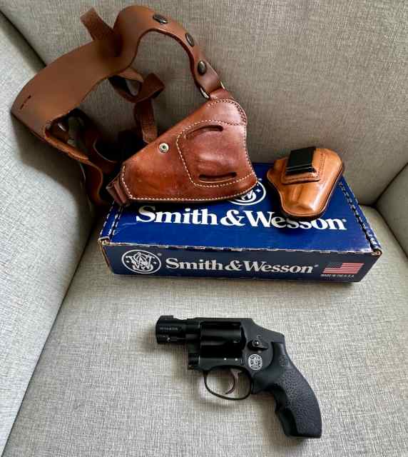 S&W2.jpg
