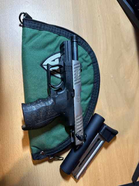 Walther P22