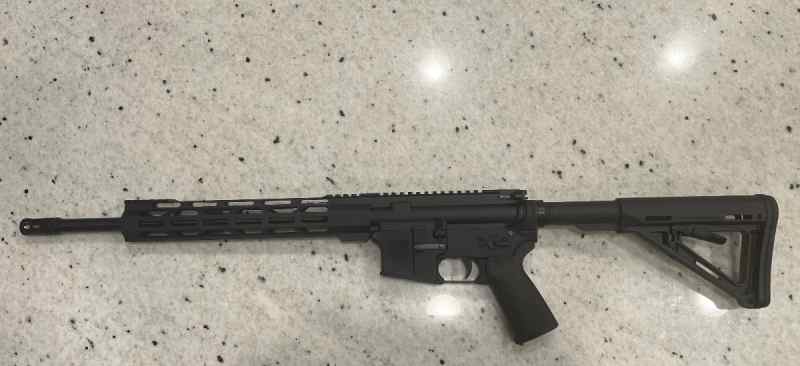 Diamondback DB15 Carbon, 5.56 new never fired