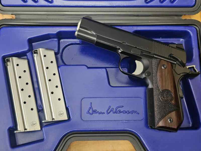 Dan Wesson 1911 Guardian 38 Super 4.25" Bobtail