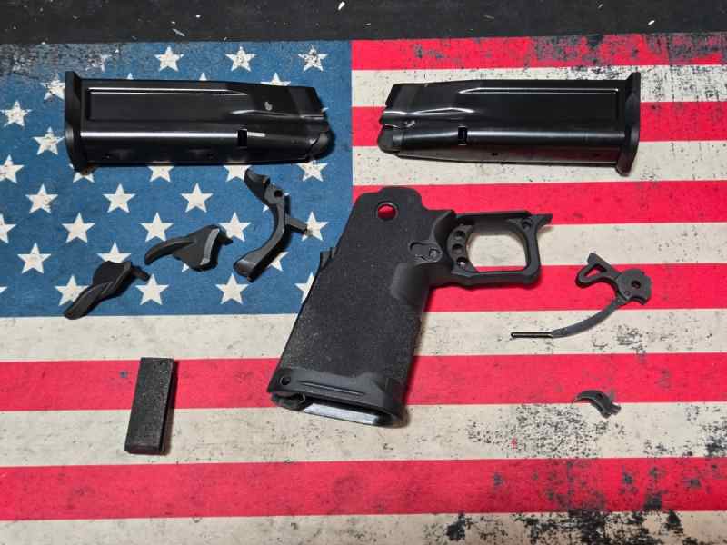 Springfield Prodigy Compact Grip - Complete