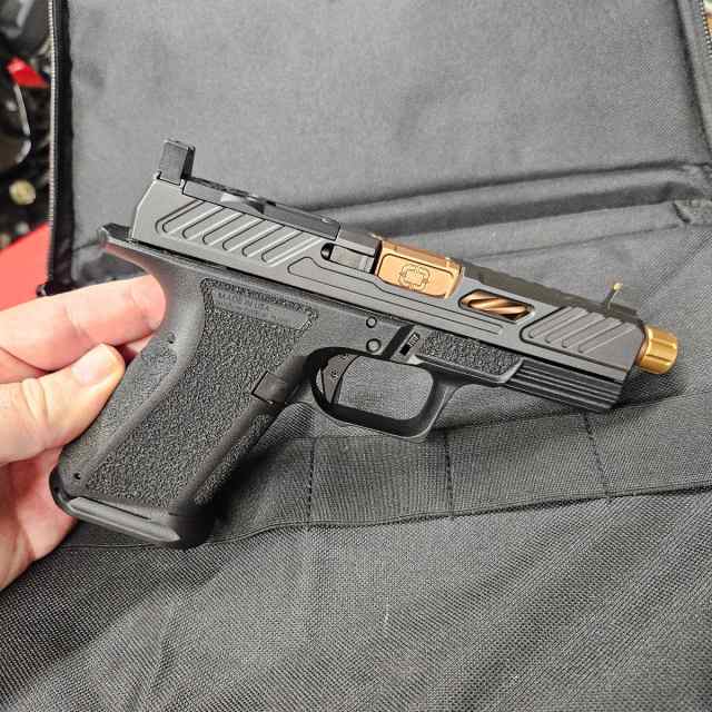 Shadow Systems MR920 Elite with Trijicon irons