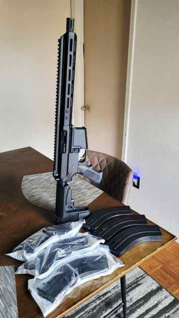 BCA 10.5In.7.62X 39 AR Pistol Plus 6 mags. $400