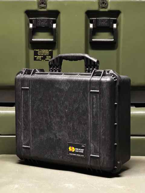 MILITARY PELICAN 1550 STORAGE CASE