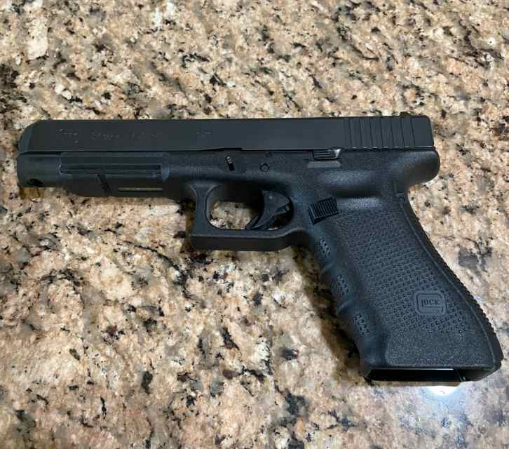 Trade Glock 34 9mm for Glock 20SF 10mm