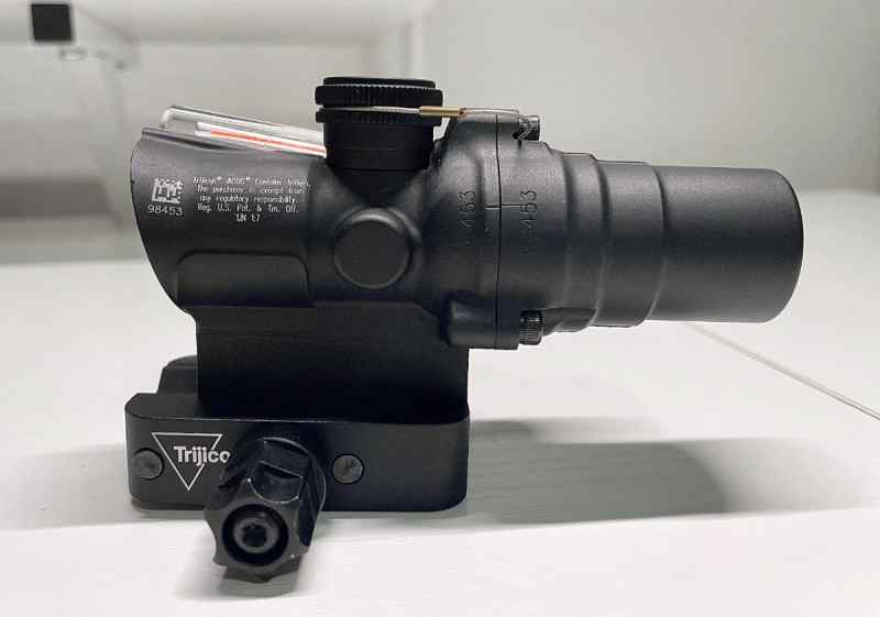 WTS super clean Trijicon TA44 Mini ACOG