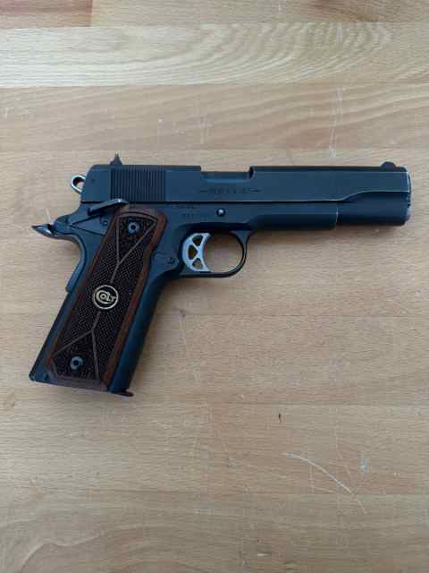 Colt 1911