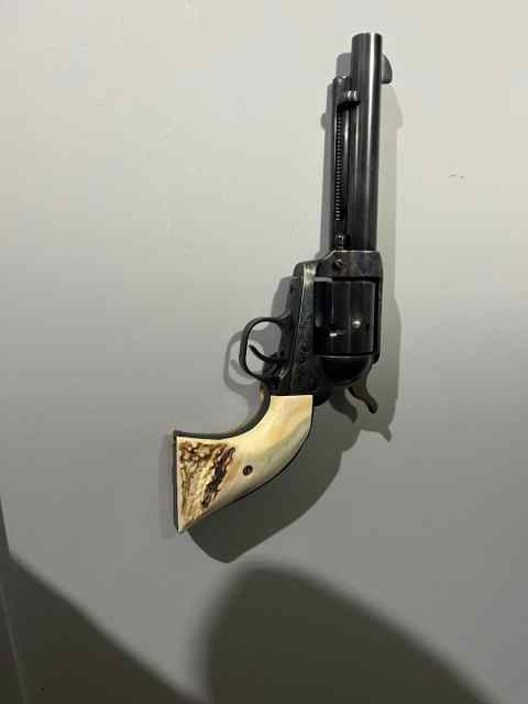 * 2001 Colt Firearms SAA Revolver Case Color*
