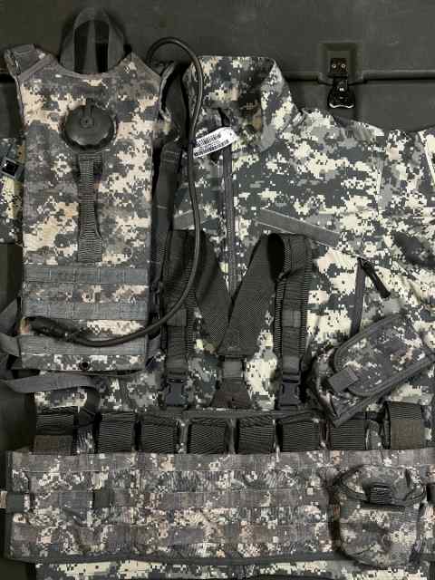 MILITARY TACTICAL GEAR