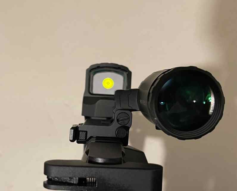 Holosun HE512C-GD &amp; HM3X Magnifier