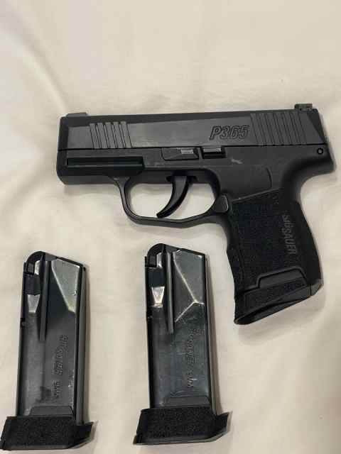 Sig P365 9mm CCW package with X-Ray night sights