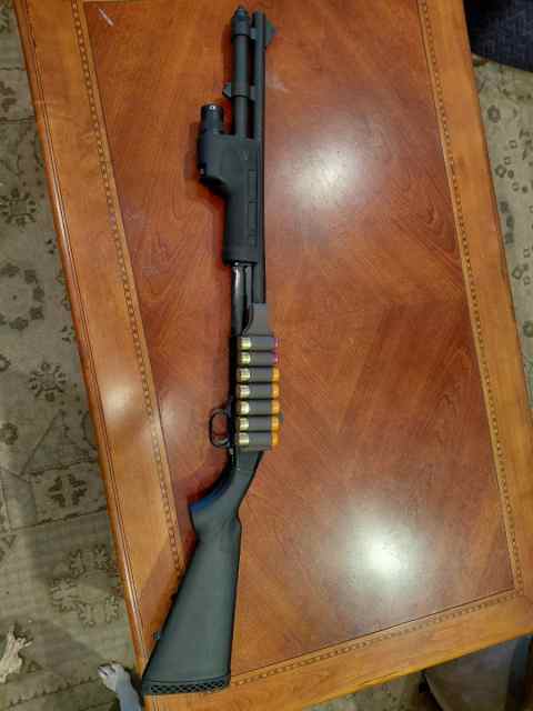 Mossberg 590A1 with Surefire weapon light