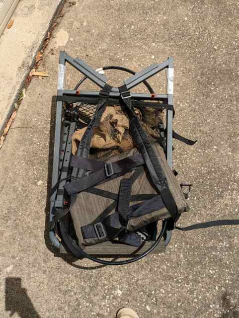 New never used Game Winner tree stand 