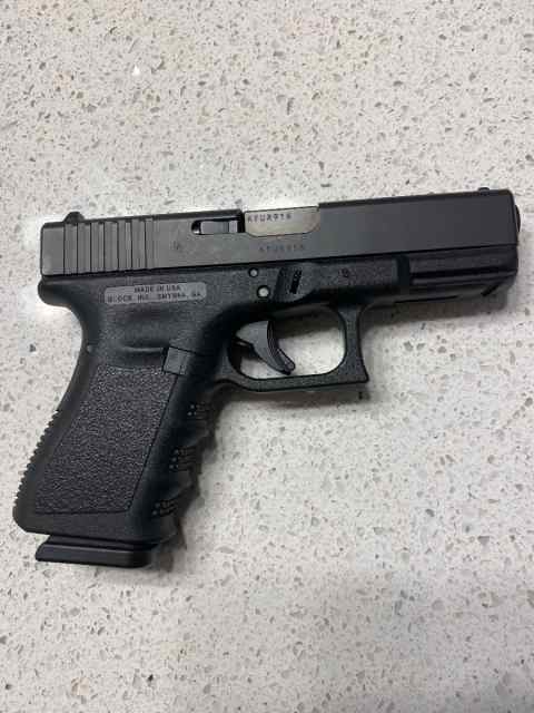 Glock 19 