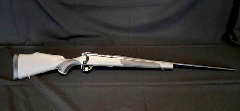Weatherby Vanguard Synthetic - .240 Weatherby 