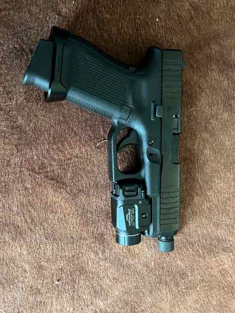 Brand new Glock 19 gen 5 with extras FS/WTT