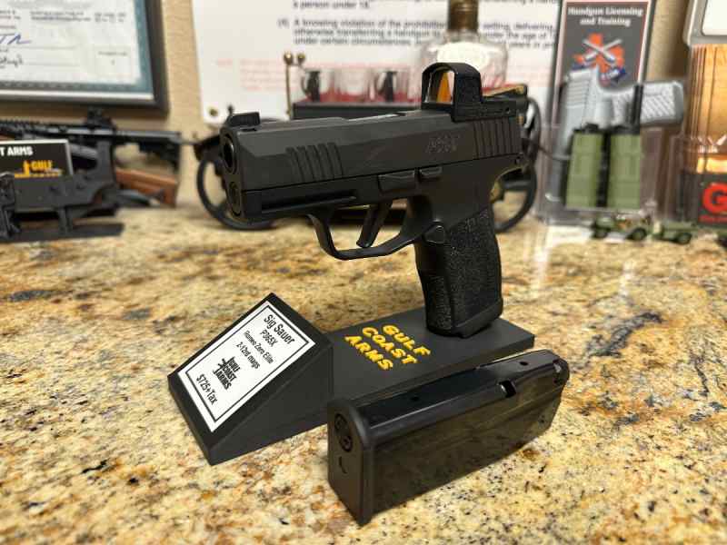 Sig Sauer P365X with Romeo Zero Elite