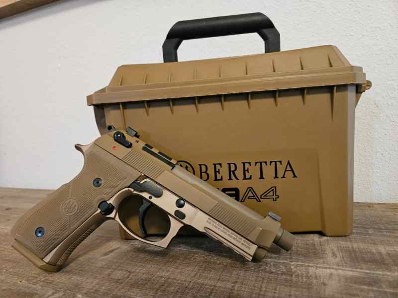 Beretta m9a4 Centurion