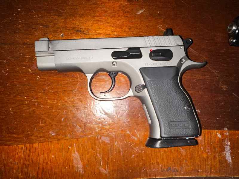 10mm CZ75 compsct clone Tanfoglio Steel 10mm