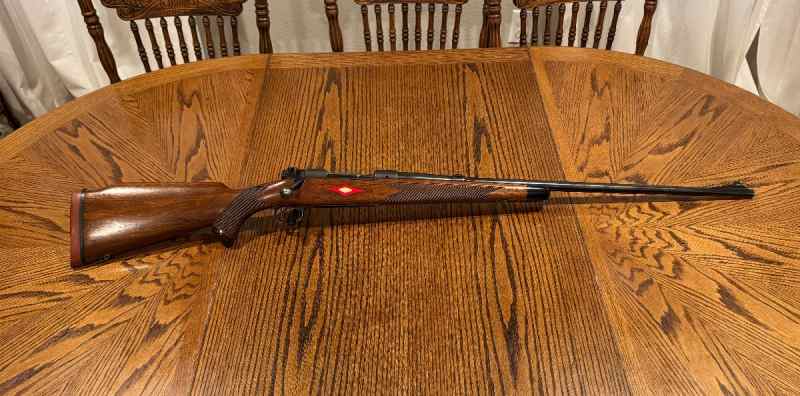 Winchester Model 70 Supergrade 300H&amp;H