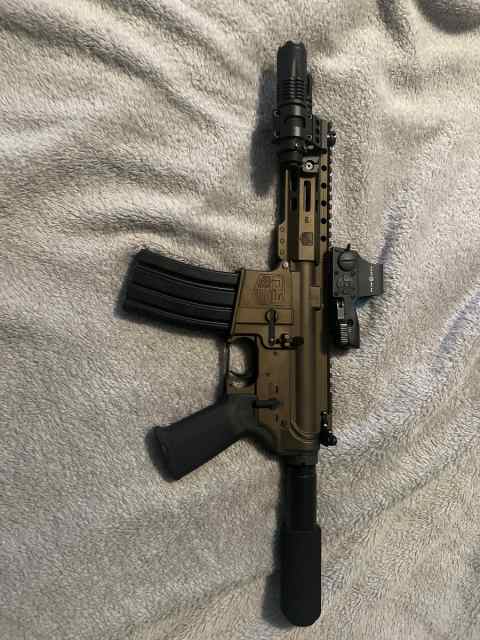 Diamomd back ar15 and glock 19 gen 5 WTT