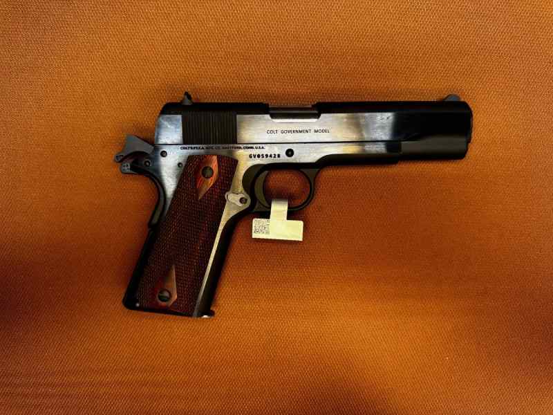 NEW IN BOX-Colt 1911 Classic Gov&#039;t 38Super-Rosewd