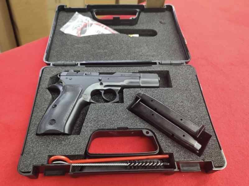 CZ 75 B 9mm Luger