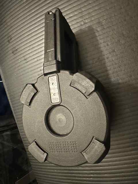 PMAG D-60 drum magazine