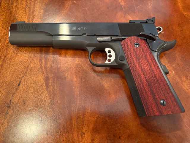 NIB LES BEAR CUSTOM PREMIER II 6" LS 1911 45ACP
